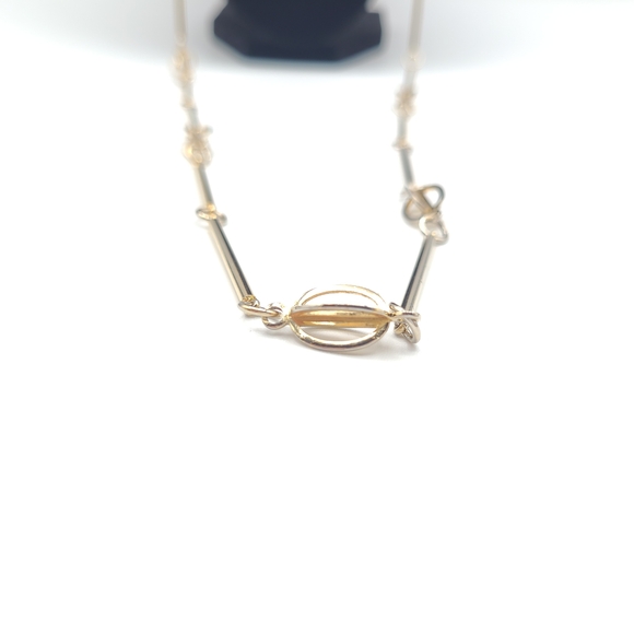 Long Gold Vintage Necklace - Picture 3 of 9
